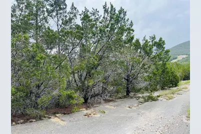 21603 Wyoming Pass, Lago Vista, TX 78645 - Photo 19