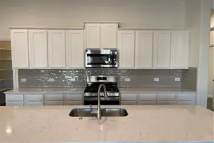 208 Baralo St, Leander, TX 78641 - Photo 7