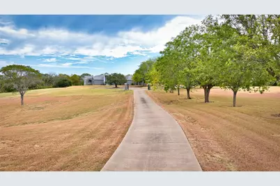 2524 S Robinson Drive, Robinson, TX 76706 - Photo 39