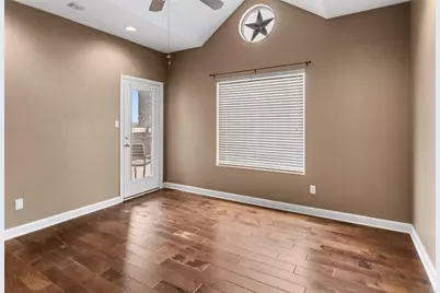 2524 S Robinson Drive, Robinson, TX 76706 - Photo 29
