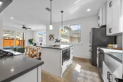 5000 Baker Street, Austin, TX 78721 - Photo 17