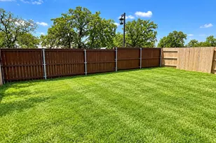 148 Riverhill Dr, Georgetown, TX 78628 - Photo 27
