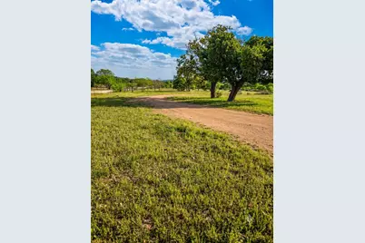 925 Old Spanish Trail, Buchanan Dam, TX 78609 - Photo 3