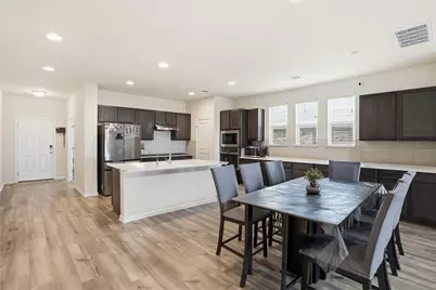 144 Falkland Street, Hutto, TX 78634 - Photo 5