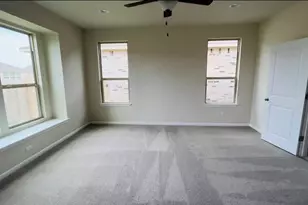 144 Falkland St, Hutto, TX 78634 - Photo 9