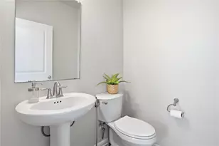 144 Falkland St, Hutto, TX 78634 - Photo 11