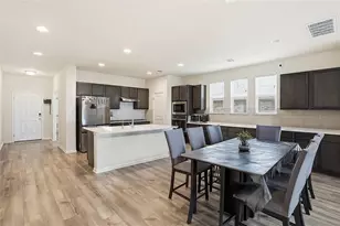 144 Falkland St, Hutto, TX 78634 - Photo 17