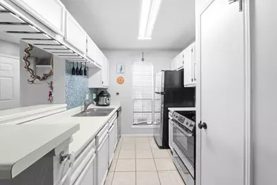 1601 Faro Drive #2204, Austin, TX 78741 - Photo 9