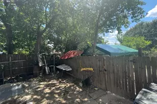 1605 Pleasant Cove, Austin, TX 78754 - Photo 15