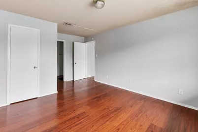 1907 W Loop, Austin, TX 78758 - Photo 21