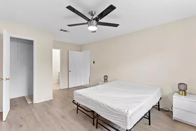 1907 W Loop, Austin, TX 78758 - Photo 13