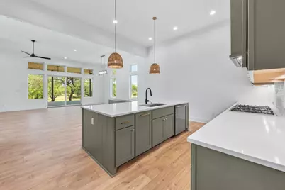 125 Stockman Drive, Dripping Springs, TX 78620 - Photo 15