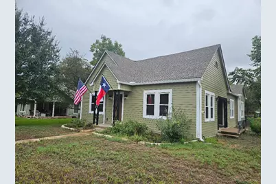 901 N Main Street, Elgin, TX 78621 - Photo 1