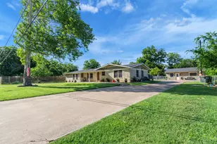 1009 Crepe Myrtle Dr, San Marcos, TX 78666 - Photo 3