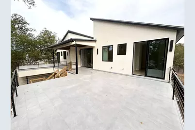 4324 Airport Boulevard #B, Austin, TX 78722 - Photo 19