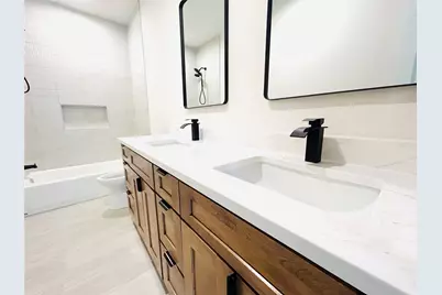 4324 Airport Boulevard #B, Austin, TX 78722 - Photo 15