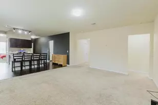 184 Voss St, Kyle, TX 78640 - Photo 13