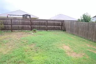 184 Voss St, Kyle, TX 78640 - Photo 27