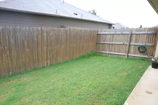 184 Voss St, Kyle, TX 78640 - Photo 29