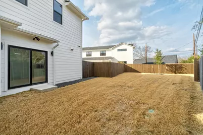 1500 Sylvan Glade #2B, Austin, TX 78745 - Photo 27