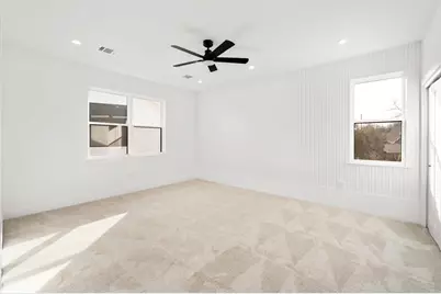 1500 Sylvan Glade #2B, Austin, TX 78745 - Photo 11