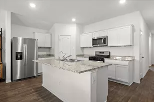 114 Sickle Loop, Kyle, TX 78640 - Photo 5