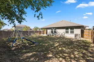 114 Sickle Loop, Kyle, TX 78640 - Photo 29