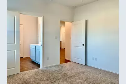 105 Blue Blaze Trail, Georgetown, TX 78628 - Photo 13