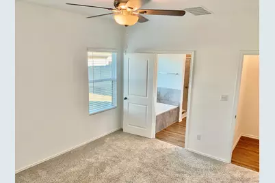 105 Blue Blaze Trail, Georgetown, TX 78628 - Photo 11