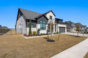 212 Jates Fld Bnd, Liberty Hill, TX 78642 - Photo 3