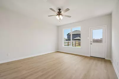 308 Boatright Boulevard, Jarrell, TX 76537 - Photo 5
