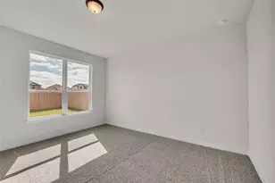 308 Boatright Blvd, Jarrell, TX 76537 - Photo 11