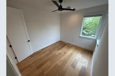 4806 Lott Avenue, Austin, TX 78721 - Photo 13