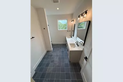 4806 Lott Avenue, Austin, TX 78721 - Photo 21