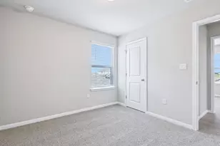 108 Maple Hedge Rd, Hutto, TX 78634 - Photo 11