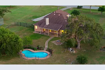 320 Woodland Oaks Trail, Buda, TX 78610 - Photo 31