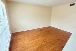 3009 Whisper Oaks Ln, Georgetown, TX 78628 - Photo 3