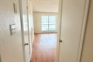 3009 Whisper Oaks Ln, Georgetown, TX 78628 - Photo 5