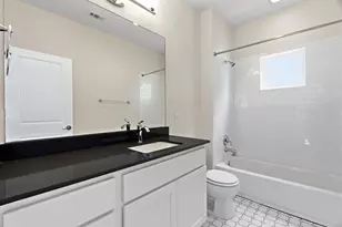1160 Lott Ave, Austin, TX 78721 - Photo 21