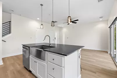 1160 Lott Avenue #B, Austin, TX 78721 - Photo 11