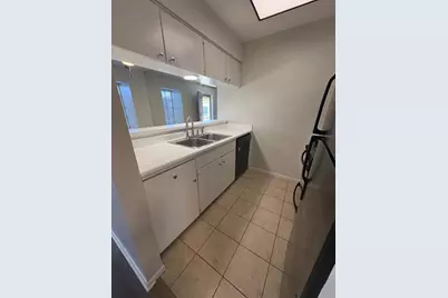 7801 Shoal Creek Boulevard #201, Austin, TX 78757 - Photo 5