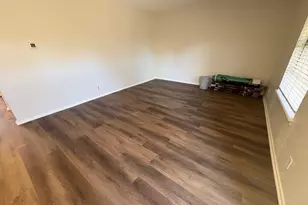 7801 Shoal Creek Blvd, Austin, TX 78757 - Photo 3