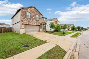 117 Cherry Tree Ln, Liberty Hill, TX 78642 - Photo 3