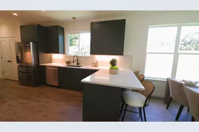 4200 Valley View Road #B, Austin, TX 78704 - Photo 9