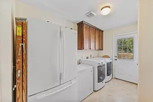 770 Green Acres, Georgetown, TX 78626 - Photo 21