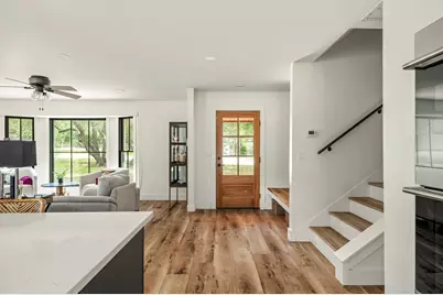 12426 Deer Track, Austin, TX 78727 - Photo 5
