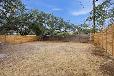 400 Chippendale Avenue, Austin, TX 78745 - Photo 35