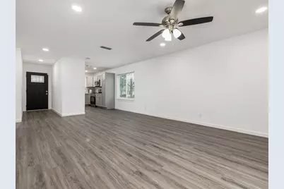 711 Buckingham Place, Austin, TX 78745 - Photo 7