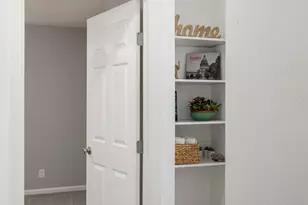 711 Buckingham Pl, Austin, TX 78745 - Photo 11