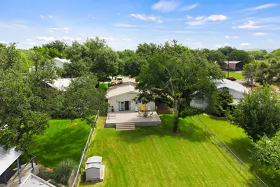 2350 Wisteria Drive, Kingsland, TX 78639 - Photo 7